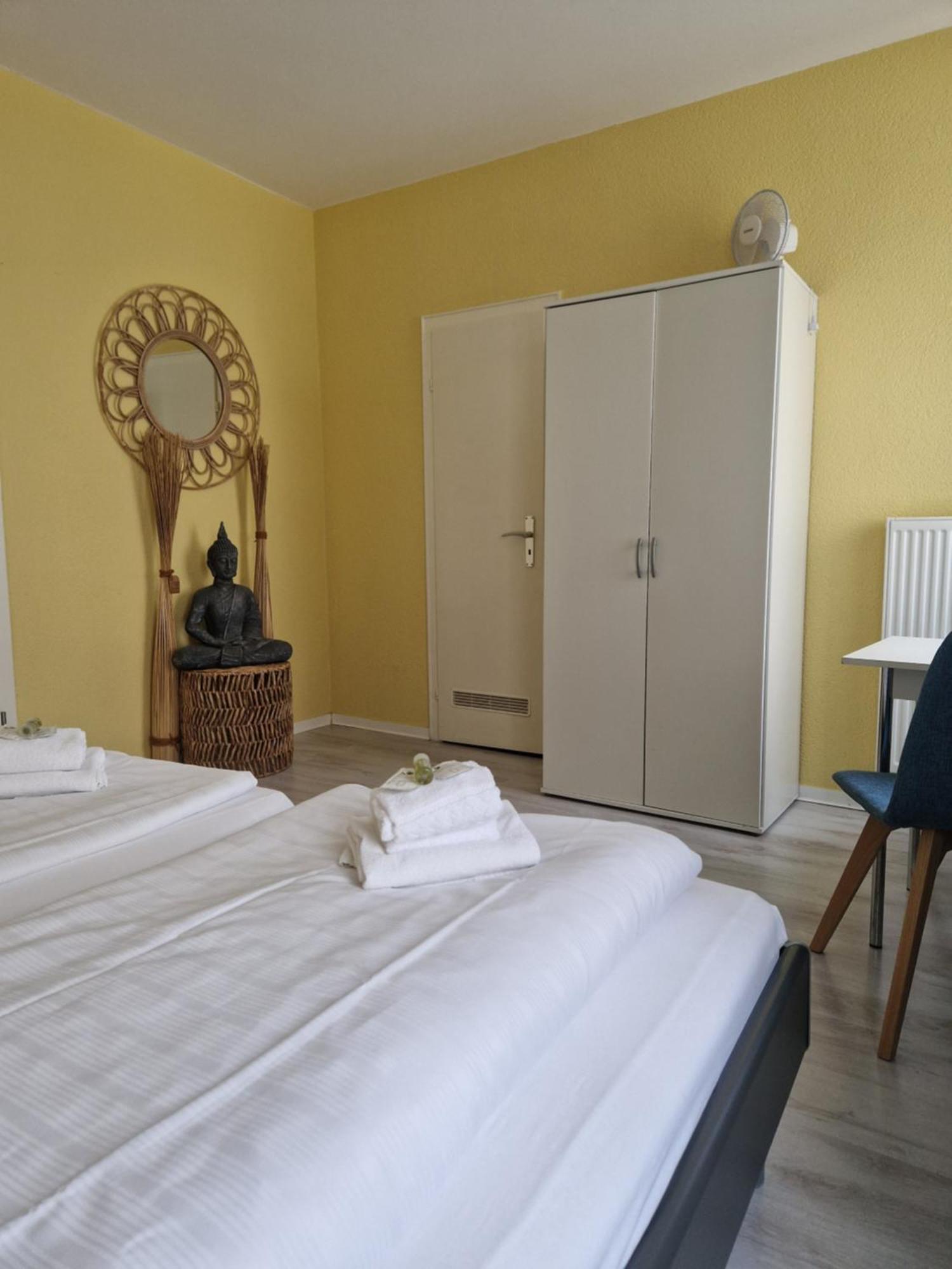 Ricks City Hotel Treviri Esterno foto